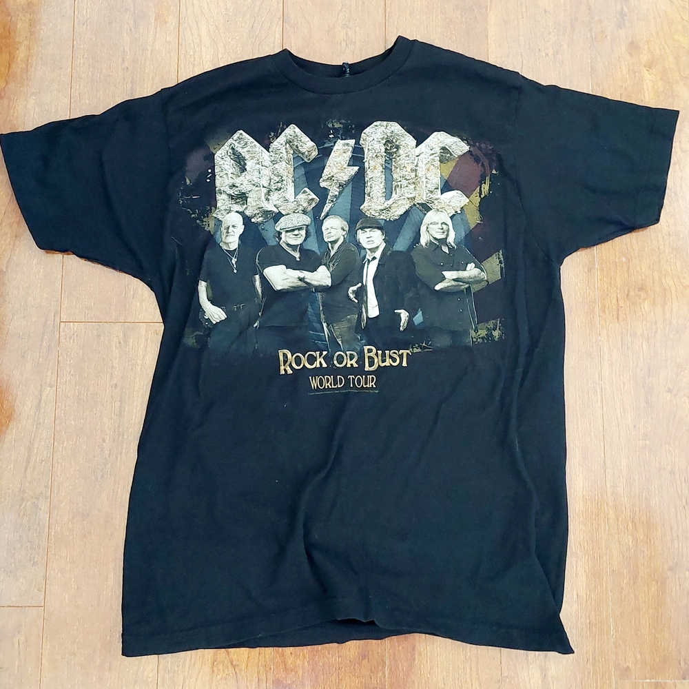 AC/DC Concert T-Shirt Black Rock or Bust Tour Tee